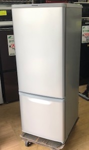 2015年製  パナソニック  2ドア冷蔵庫  NR-B177W-S