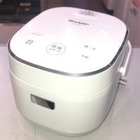 2019年製 シャープ ジャー炊飯器 KS-CF05A-W