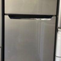 2018年製　ハイセンス　2ドア冷凍冷蔵庫　HR-B2301