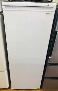 2017年製　シャープ　1ドア冷凍庫　FJ-HS17X-W