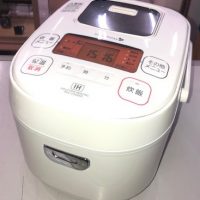 2017年 アイリスオーヤマ IHジャー炊飯器 YEC-H05E1