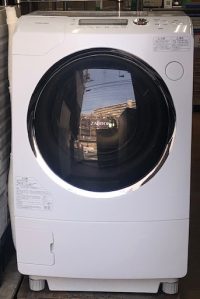 2013年製　東芝　ドラム式洗濯機　TW-Z9500L